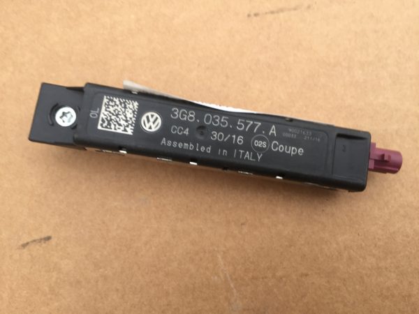 Amplificator antena VW Arteon Passat B8 3G8035577A 3G8 035 577 A - Dezmembrari Auto