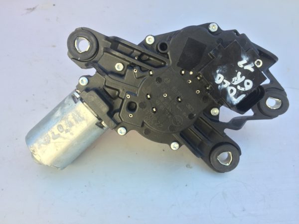 Motoras stergator luneta VW Polo 6R 5K6955711B 5K6 955 711 B - Dezmembrari Auto
