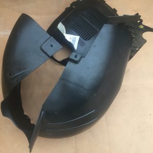 Carenaj aparatoare noroi stanga fata Volkswagen Arteon 3G8805911B 3G8 805 911 B - Dezmembrari Auto
