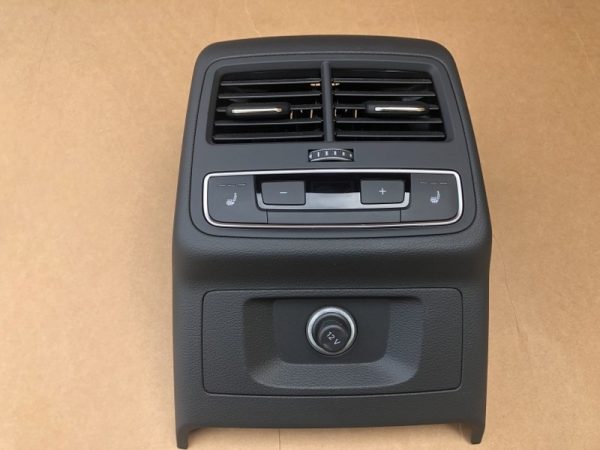 Capac cotiera cu grile si panou incalzire banchete Audi A5 F5 8W0919203B 8W0864376 - Dezmembrari Auto