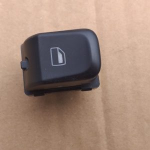 Buton geam electric Audi A4 B8 2009 8K0959855A 8K0 959 855 A - Dezmembrari Auto