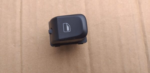 Buton geam electric Audi A4 B8 2009 8K0959855A 8K0 959 855 A - Dezmembrari Auto