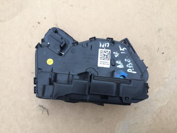 Broasca usa dreapta spate VW Passat B8 limuzina 5G4839016A 5G4 839 016 A - Dezmembrari Auto