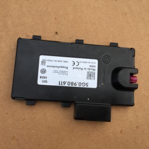Amplificator antena VW Passat B8 5G0980611 5G0 980 611 - Dezmembrari Auto