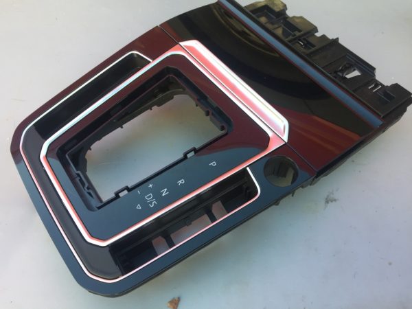 Consola centrala DSG, scrumiera VW Passat B8 (volan pe dreapta) 3G2857962 3G2 857 962 - Dezmembrari Auto