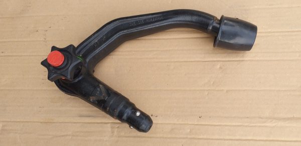Carlig remorcare Audi A4 B8 2009 8T0800495 8T0 800 495 - Dezmembrari Auto
