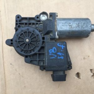 Motoras macara geam stanga fata Opel Vectra B GM90520227 90520227 - Dezmembrari Auto