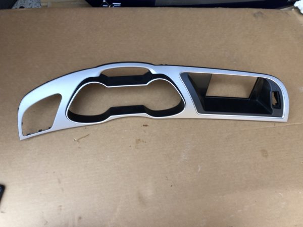 Trim aluminiu Audi A4 B8 2013 limuzina S-LINE 2.0 tdi CJC 8K1857166 8K1 857 166 - Dezmembrari Auto