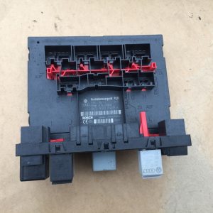 Modul confort bornetz Volkswagen Caddy Life 2004 1K0937049K 1K0 937 049 K - Dezmembrari Auto