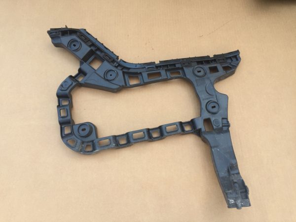 Suport stanga bara spate VW Passat B8 3G5807355 3G5 807 355 - Dezmembrari Auto