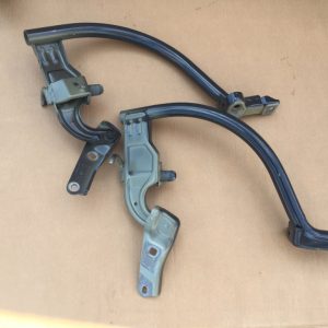 Balama balamale capota spate VW Passat B8 limuzina 3G5827302A 3G5 827 302 A - Dezmembrari Auto