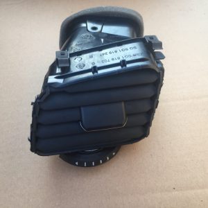 Grila ventilatie stanga VW Golf 7 5G1819703H 5G1 819 703 H - Dezmembrari Auto