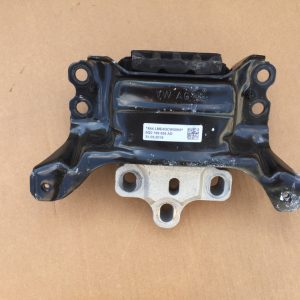 Tampon suport cutie VW Passat B8 1.4 CUK 5Q0199555AD 5Q0 199 555 AD - Dezmembrari Auto