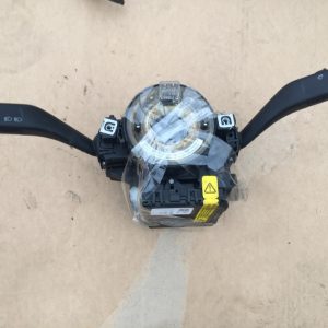 Maneta semnalizare stergatoare VW Caddy 2004 1KO 953 513 1KO 953 519 - Dezmembrari Auto