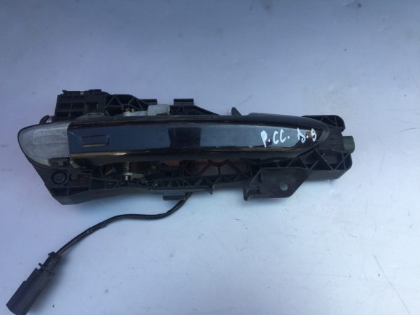 Maner dreapta spate keyless entry VW Passat CC - Dezmembrari Auto