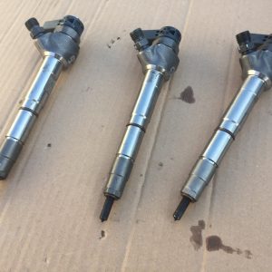 Injector / injectoare VW Golf 7 2016 2.0 tdi DGC 04L120277AE 04L 120 277 AE - Dezmembrari Auto