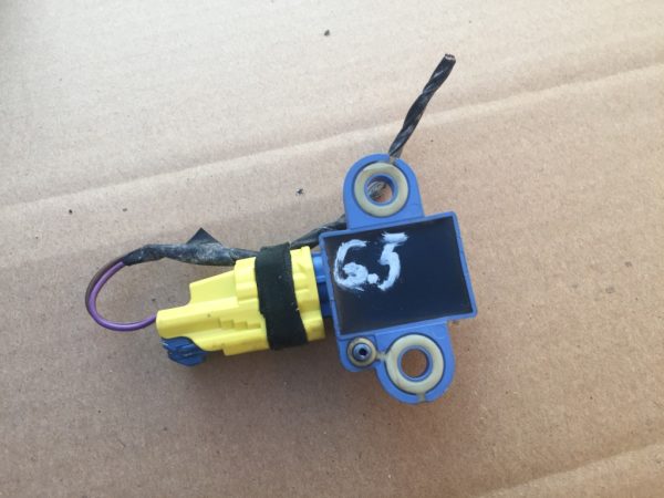 Senzor VW Golf 5 1K0955557A 1K0 955 557 A - Dezmembrari Auto