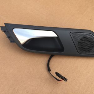 Maner usa dreapta fata cu boxa Seat Alhambra 2 7N1837114 7N0035411C - Dezmembrari Auto