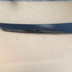 Ornament parbriz stanga Skoda Fabia 2 5J6853263A 5J6 853 263 A - Dezmembrari Auto