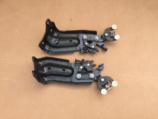 Balama usa dreapta spate Seat Alhambra 2 7N0843398D 7N0 843 398 D - Dezmembrari Auto