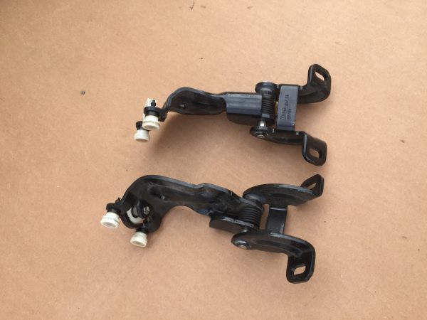 Balama usa culisanta dreapta spate Seat Alhambra 2 7N0843336H 7N0 843 336 H - Dezmembrari Auto
