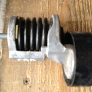 Intinzator cu rola VW 2.0 tdi euro 5 din 2009 038903315AH - Dezmembrari Auto