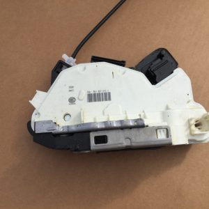 Broasca usa stanga fata Seat Alhambra 2 5K1837015J 5K1 837 015 J - Dezmembrari Auto