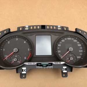 Ceasuri bord VW Passat B8 2015 limuzina 2.0 tdi DFC - Dezmembrari Auto