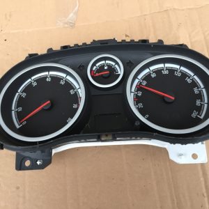 Ceasuri bord Opel Corsa D 1.0 benzina 13252140 din 2007 - Dezmembrari Auto