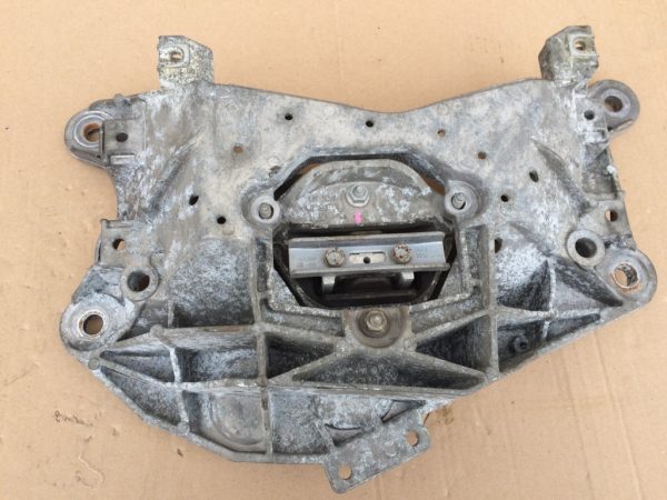 Suport cutie viteze Audi A4 4G039926S - Dezmembrari Auto
