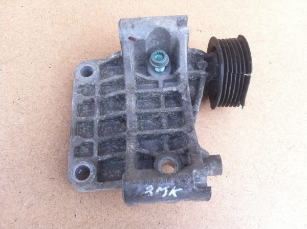 Suport motor VAG 059903143K 059 903 143 K - Dezmembrari Auto