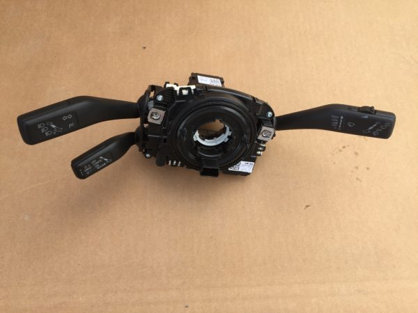 Manete maneta semnalizare tempomat Seat Alhambra 2 5K0953501DP 5K0953502R - Dezmembrari Auto