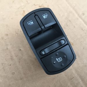 Butoane geamuri si oglinzi electrice Opel Corsa D (2 usi) 13258521 GM13258521 - Dezmembrari Auto
