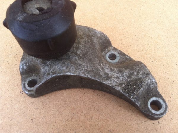 Suport motor Audi A6 4F0199343F 4F0 199 343 F - Dezmembrari Auto