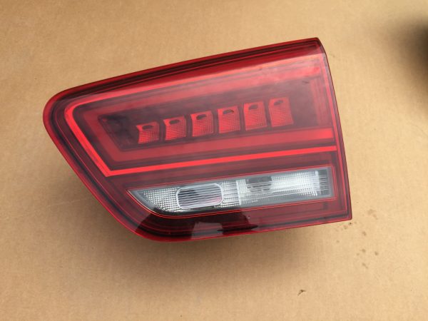 Stop led haion dreapta spate Seat Alhambra 2 7N5945308 7N5 945 308 - Dezmembrari Auto