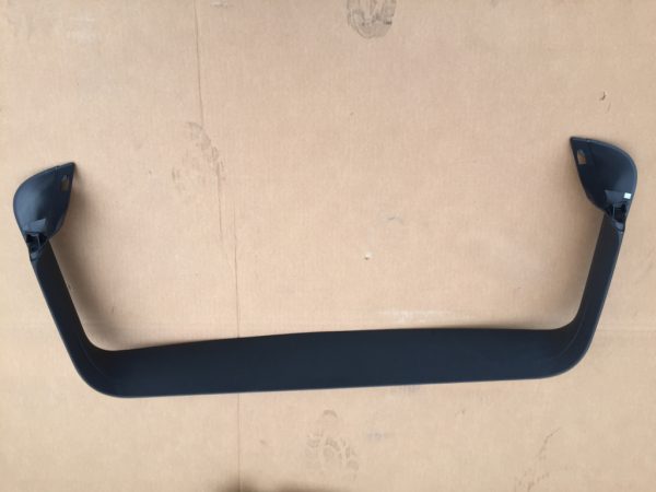 Ornament haion VW Passat B8 variant 3G9867603 3G9 867 603 - Dezmembrari Auto