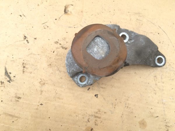 Suport aluminiu Audi A6 4F 4F0199343P 4F0 199 343 P - Dezmembrari Auto