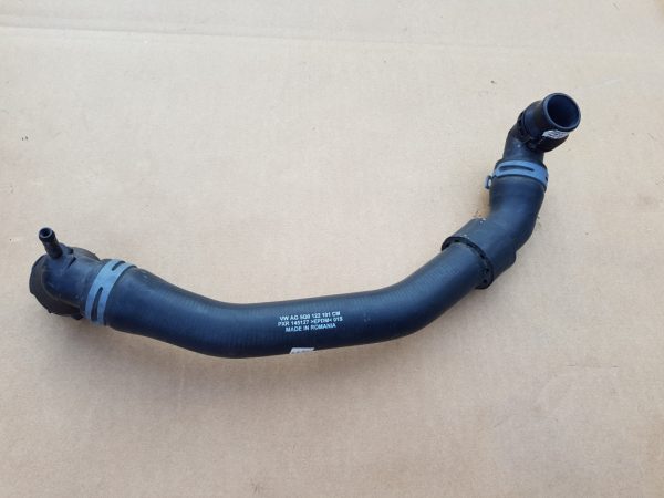 Furtun apa Audi A3 8V 2.0 tdi 5Q0122101CM 5Q0 122 101 CM - Dezmembrari Auto