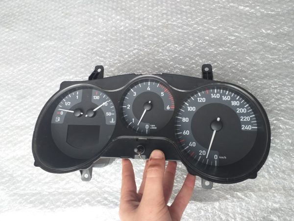 Ceasuri bord Seat Leon 2007 2.0 TDI BKD 1P0920823F 1P0 920 823 F - Dezmembrari Auto