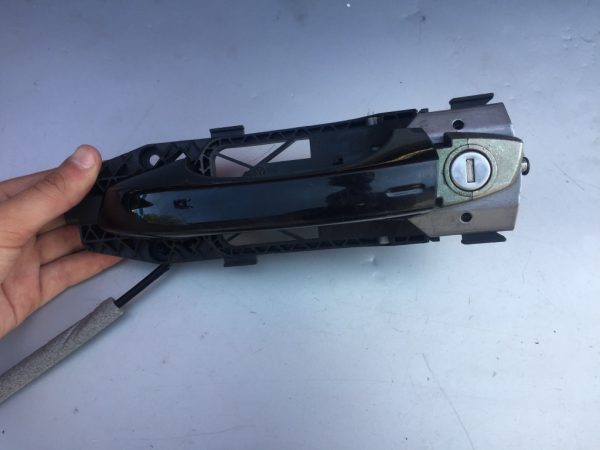 Maner stanga fata keyless entry VW Golf 7 2014 - Dezmembrari Auto