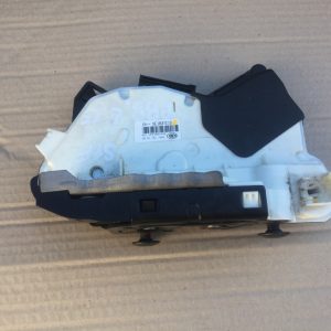 Broasca usa stanga fata VW Passat B8 5E1837015 5E1 837 015 - Dezmembrari Auto