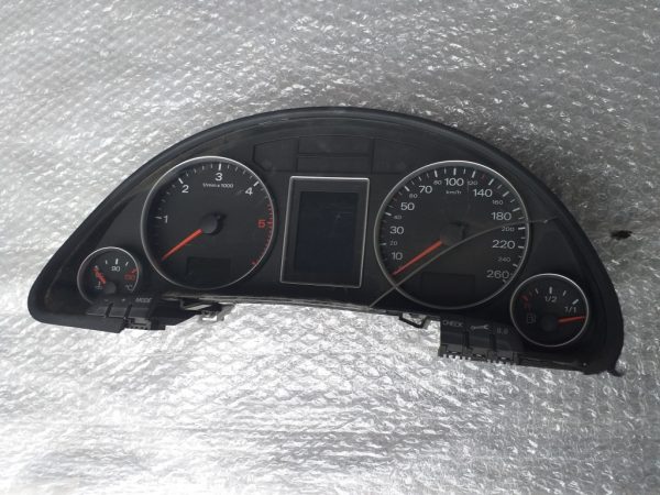 Ceasuri bord Audi A4 2007 1 036 901 830 1036901830 - Dezmembrari Auto