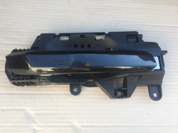Maner interior si maner exterior dreapta fata Audi A4 B9 8W - Dezmembrari Auto