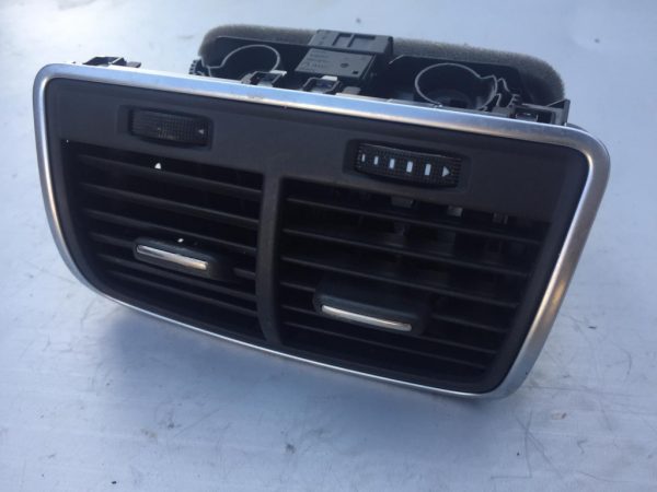 Guri ventilatie din cotiera Audi A6 4G C7 2012 4G0819203 4G0 819 203 - Dezmembrari Auto