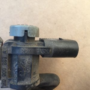 Electrovalva VW Passat B6 1.9 tdi BLS 1K0906283A 1K0 906 283 A - Dezmembrari Auto