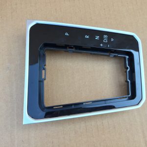 Ornament schimbator automat VW Passat B8 volan dreapta 3G2713203D 3G2 713 203 D - Dezmembrari Auto