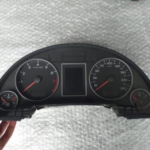 Ceasuri bord Audi A4 B7 1.6 ALZ 036901830 036 901 830 - Dezmembrari Auto