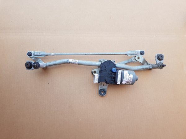 Ansamblu stergatoare cu motoras VW Jetta 2016 5C7955023D 5C7955119A - Dezmembrari Auto