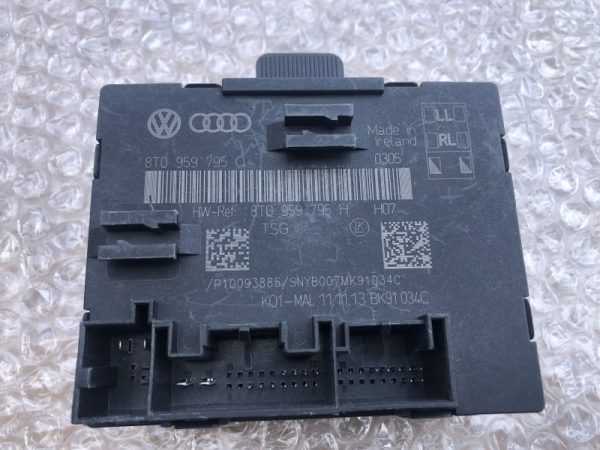 Releu usa Audi A4 B8 8K A5 8T Q5 8T0959795Q 8T0 959 795 Q - Dezmembrari Auto