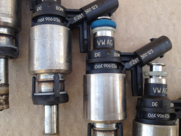 Injectoare injector Audi A4 1.8 tfsi 2013 6K0906036 06K 906 036 - Dezmembrari Auto